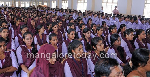 Minister Khader inaugurates mega blood donation camp at Milagres College